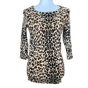 Forever 21 Women's animal print quarter length sleeve sweater top tunic, Sz S